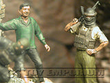 "BRAND NEW" Custom Built - Hand Painted & Weathered 1:35 Iraq Insurgents Getting Info. Set (4 Figure Set)