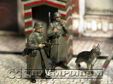 "BRAND NEW" Custom Built - Hand Painted & Weathered 1:35 WWII German Check Point Soldier Set w/ Gate & Guard Post (6 Figure Set)