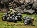 "RETIRED" Forces Of Valor 1:32 Scale WWII German Zundapp w/ Side Car - Eastern Front