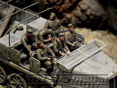 "BRAND NEW" Custom Built - Hand Painted & Weathered 1:35 WWII German Half Track Riders (6  Figure Set)