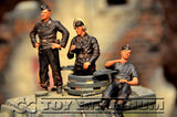 "BRAND NEW" Custom Built - Hand Painted & Weathered 1:35 WWII German "SS Panzer Crew - Smolensk" Set  (3 Figure Set)