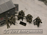 "BRAND NEW" Custom Built - Hand Painted & Weathered 1:35 WWII German "Winter" Combatants Soldier Set  (4 Figure Set)