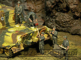 "BRAND NEW" Custom Built - Hand Painted & Weathered 1:35 WWII German "SPG Gun Crew" Set (5 Figure Set)