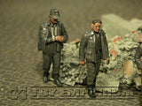 "BRAND NEW" Custom Built - Hand Painted & Weathered 1:35 WWII German Captives w/Russian Guard Soldier Set (6 Figure Set)