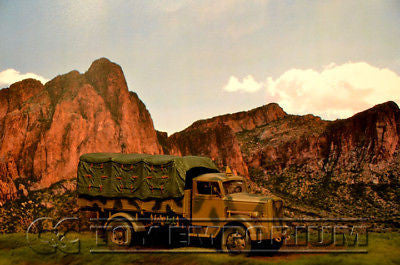 "RETIRED" Build-a-Rama 1:32 Deluxe WWII Desert Color Back Drop