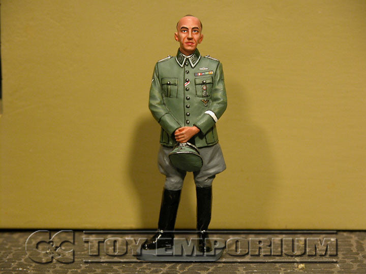 RETIRED King & Country 1:30 "Berlin 38' Series" Deluxe Konstantin Hierl (1)