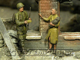 "BRAND NEW" Custom Built - Hand Painted & Weathered 1:35 WWII US "101st Paratrooper & Woman With Baby, France, 1944" Soldier Set (2 Figure Set)