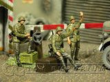 "BRAND NEW" Custom Built & Hand Painted 1:35 WWII German Check Point Soldier Set (3 Figure Set)