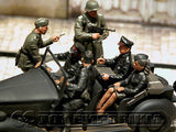 "BRAND NEW" Custom Built - Hand Painted & Weathered 1:35 WWII German "SS Officer's Staff Car" Soldier Set  (8)