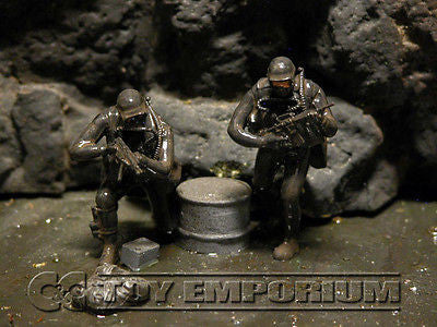 "BRAND NEW" Custom Built - Hand Painted & Weatherd 1:35 US Navy Seal Team 6 Soldier Set  (2 Figure Set)