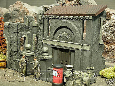 "RETIRED" Pro Built - Hand Painted & Weathered 1:35 WWII 2 Story Italian Villa Diorama Ruin