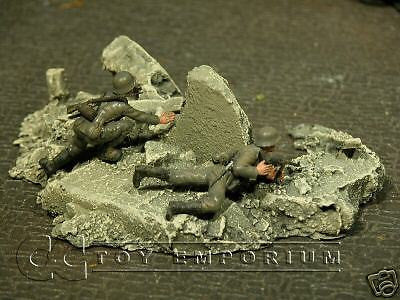 "RETIRED & BRAND NEW" Build-a-Rama 1:32 Hand Painted WWII Rubble Pile #3 Set