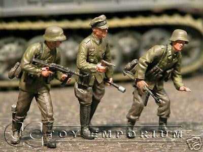"BRAND NEW" Custom Built & Hand Painted 1:35 WWII German Behind The Line Soldier Set (3 Figure Set)