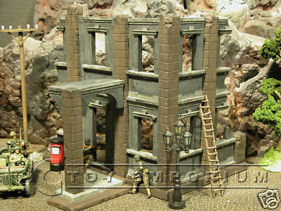 "RETIRED" Pro Built - Hand Painted & Weathered Verlinden 1:35 Deluxe WWII German City House Ruin