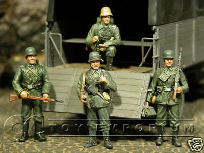 "BRAND NEW" JUST IN! Dragon 1:35 German Soldier Set Stalingrad (4 Figure Set)