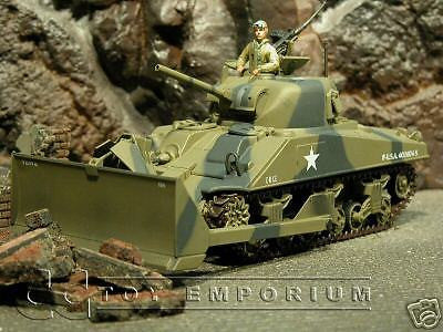 "RETIRED"  Ultimate Soldier  WWII US M4A3 Sherman Dozer